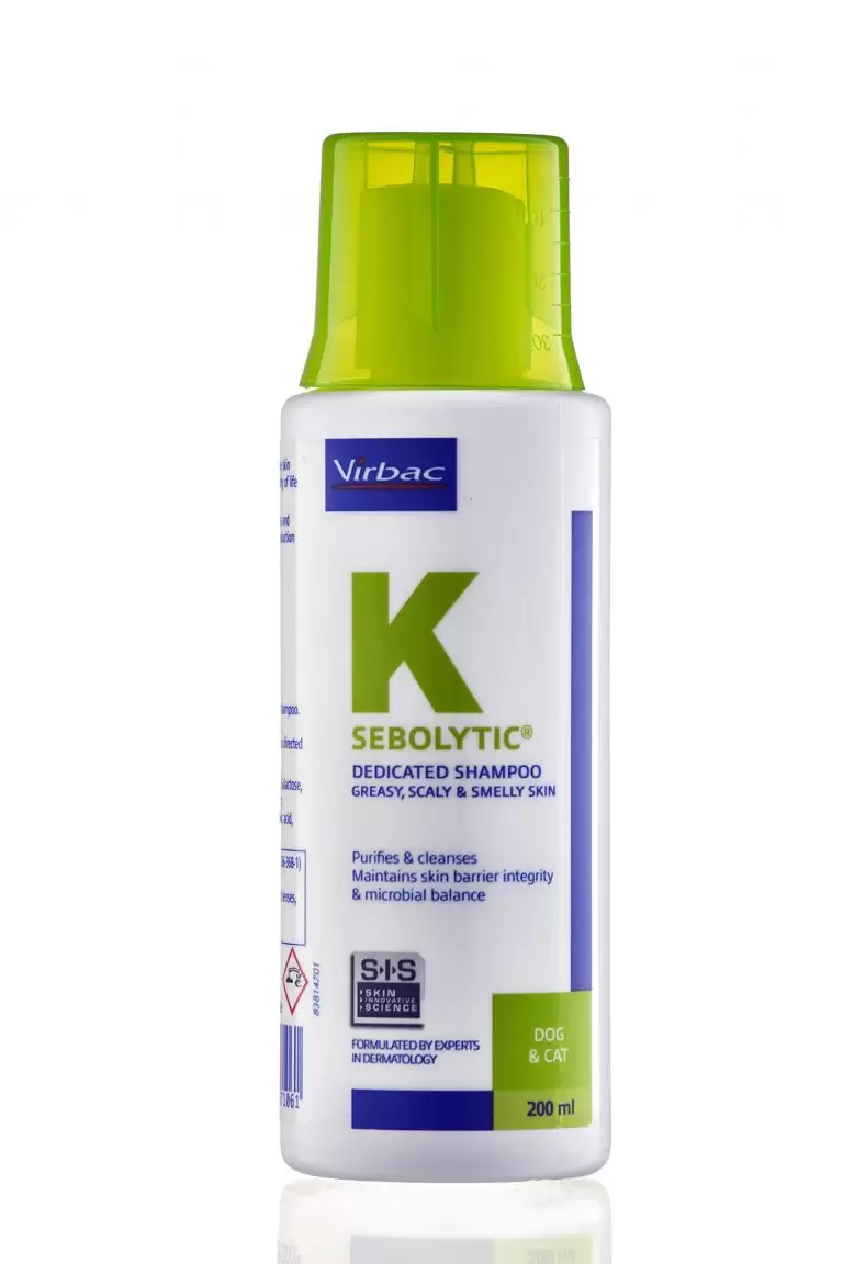 Virbac Sebolytic - шампоан без съдържание на катран, специално създаден за кучета и котки с мазна и сквамозна кожа 200 мл.