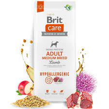 Brit Care Dog Hypoallergenic Adult Medium Breed - хипоалергенна храна за възрастни кучета от средни породи (10-25 кг) с агнешко месо и ориз 12 кг.